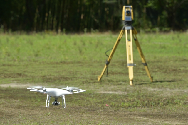 ドローン測量とは